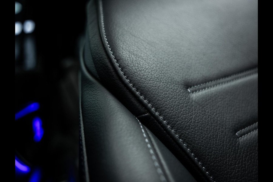 Mercedes-Benz GLC 300e 4MATIC AMG Line | Stoelverwarming | Burmester | Trekhaak | Comfort Stoelen |