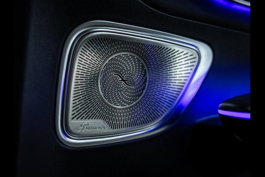 Mercedes-Benz GLC 300e 4MATIC AMG Line | Stoelverwarming | Burmester | Trekhaak | Comfort Stoelen |