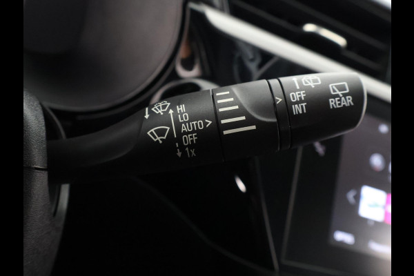 Opel CORSA-E 3 FASE 50kWH ACCU 92 % WLTP TOT 323 . AUTOMAAT . FULL NAVI . APPLE CARPLAY & ANDROID AUTO .