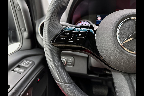 Mercedes-Benz Sprinter 319 1.9 CDI L2H1 Pro Stoelverwarming 3500kg trekhaak Distronic Navigatie BPM vrij