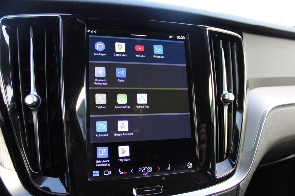 Volvo V60 2.0 T6 Plug-in hybrid AWD Plus Dark | Trekhaak | Adaptieve cruise | Memory | Camera