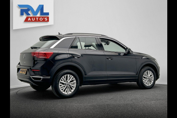 Volkswagen T-Roc 1.5 TSI Style Business Automaat Carplay Trekhaak Adaptive-cruise Navigatie