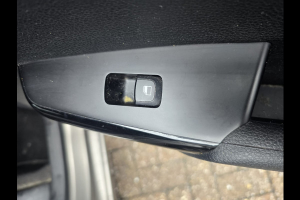 Kia Picanto 1.0 CVVT Design Edition | 1E EIGENAAR | 12MND GARANTIE | NAVI | CAMERA | CRUISE |