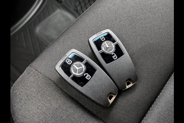 Mercedes-Benz Sprinter 319 1.9 CDI L2H2 Pro 3500KG Trekhaak Navigatie Parkeerpakket Stoelverwarming Led high performance