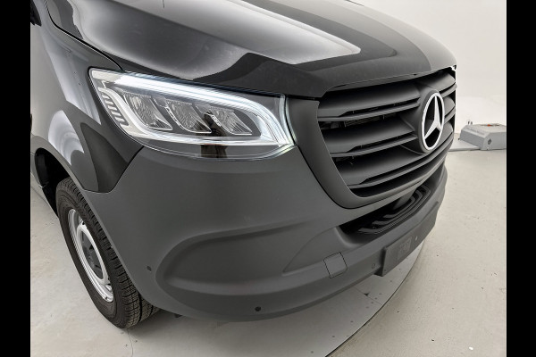 Mercedes-Benz Sprinter 319 1.9 CDI L2H2 Pro 3500KG Trekhaak Navigatie Parkeerpakket Stoelverwarming Led high performance