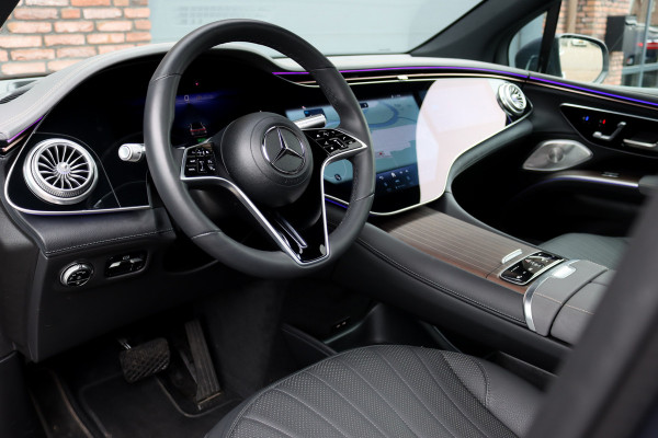 Mercedes-Benz EQS SUV 500 4MATIC Luxury Line 108 kWh | Luchtvering | Hyperscreen | Achterasbesturing | Distronic+ | Stoelventilatie | HUD | Elek. Achterbank | Burmester | Warmtepomp | Digital Light |