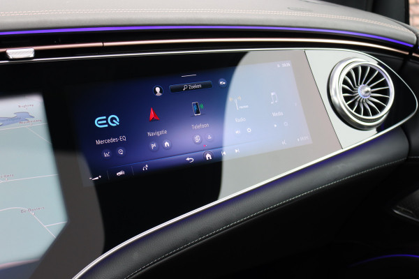 Mercedes-Benz EQS SUV 500 4MATIC Luxury Line 108 kWh | Luchtvering | Hyperscreen | Achterasbesturing | Distronic+ | Stoelventilatie | HUD | Elek. Achterbank | Burmester | Warmtepomp | Digital Light |