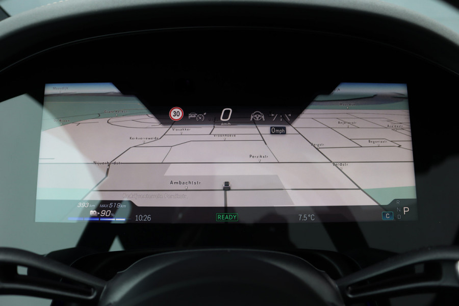 Mercedes-Benz EQS SUV 500 4MATIC Luxury Line 108 kWh | Luchtvering | Hyperscreen | Achterasbesturing | Distronic+ | Stoelventilatie | HUD | Elek. Achterbank | Burmester | Warmtepomp | Digital Light |