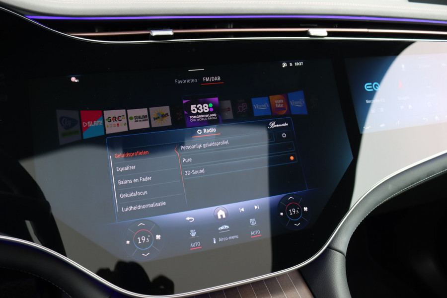 Mercedes-Benz EQS SUV 500 4MATIC Luxury Line 108 kWh | Luchtvering | Hyperscreen | Achterasbesturing | Distronic+ | Stoelventilatie | HUD | Elek. Achterbank | Burmester | Warmtepomp | Digital Light |