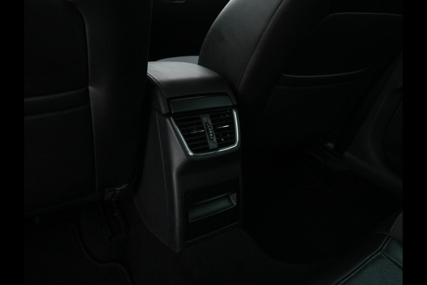 Škoda Octavia 1.6 TDI Greentech Ambition Business *LEATHER-FABRIC | NAVI-FULLMAP | HEATED-COMFORTSEATS | ECC | TOWBAR | PRIVACY-GLASS | PARKPILOT | CRUISE | 16''ALU *