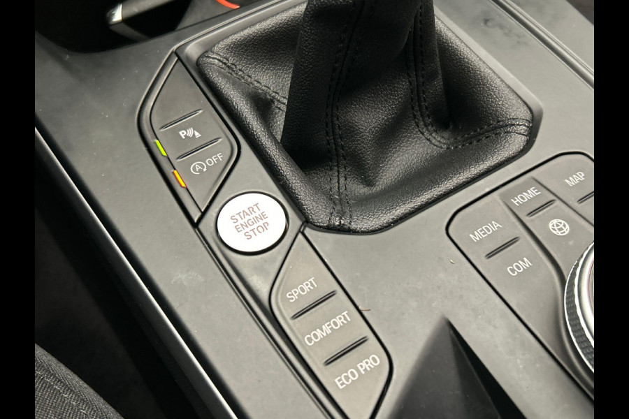 BMW 1-serie 118i Executive Edition * Origineel Nederlands * Carplay Navigatie Climate-control Cruise