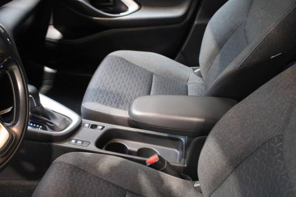 Toyota Yaris Cross 1.5 VVT-I First Edition Camera/Navi/Cruise 12 maanden bovag prijs is rijklaar