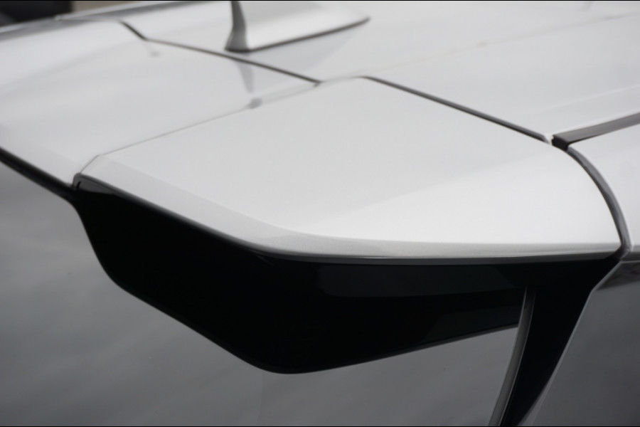 Toyota C-HR 2.0 PHEV 220PK Dynamic NIEUW | LUXE