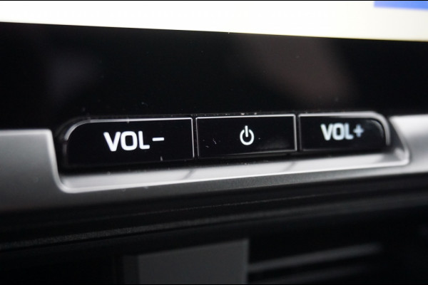 Toyota C-HR 2.0 PHEV 220PK Dynamic NIEUW | LUXE