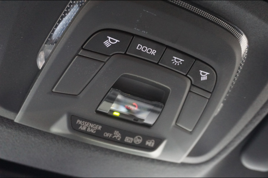 Toyota C-HR 2.0 PHEV 220PK Dynamic NIEUW | LUXE