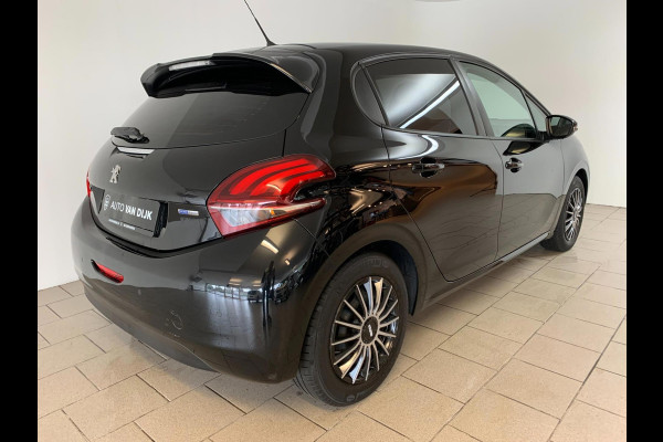 Peugeot 208 1.2 PureTech Blue Lion AIRCO NAVI CRUISE ELEK RAMEN CENT VERG SPARCO WIELDOPSET MULTI STUUR MISTLAMPEN NIEUWSTAAT