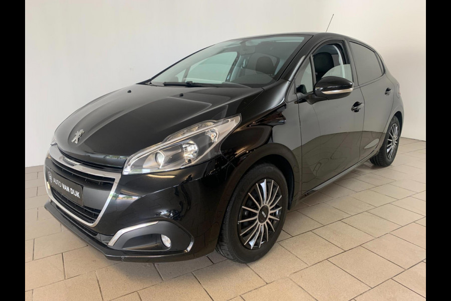 Peugeot 208 1.2 PureTech Blue Lion AIRCO NAVI CRUISE ELEK RAMEN CENT VERG SPARCO WIELDOPSET MULTI STUUR MISTLAMPEN NIEUWSTAAT