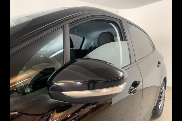Peugeot 208 1.2 PureTech Blue Lion AIRCO NAVI CRUISE ELEK RAMEN CENT VERG SPARCO WIELDOPSET MULTI STUUR MISTLAMPEN NIEUWSTAAT