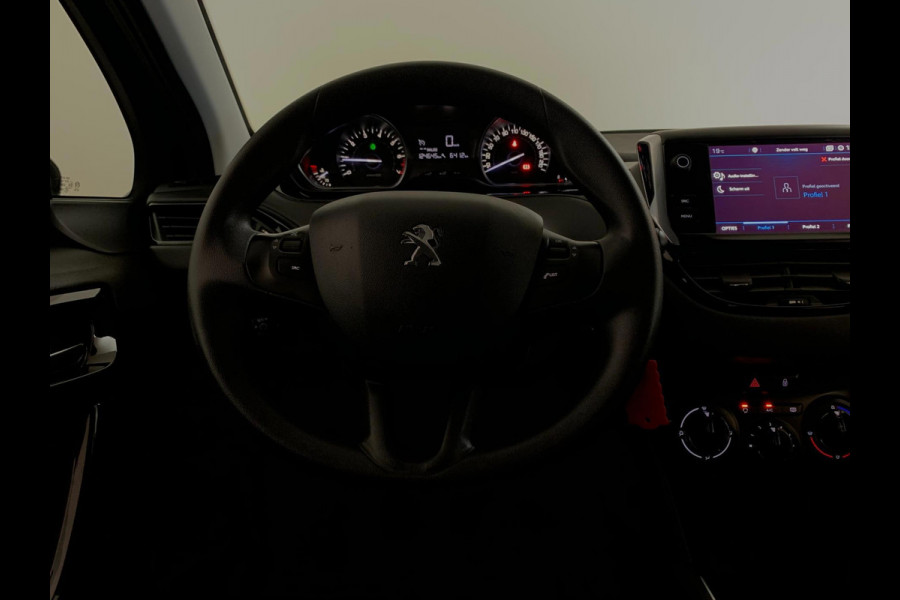 Peugeot 208 1.2 PureTech Blue Lion AIRCO NAVI CRUISE ELEK RAMEN CENT VERG SPARCO WIELDOPSET MULTI STUUR MISTLAMPEN NIEUWSTAAT