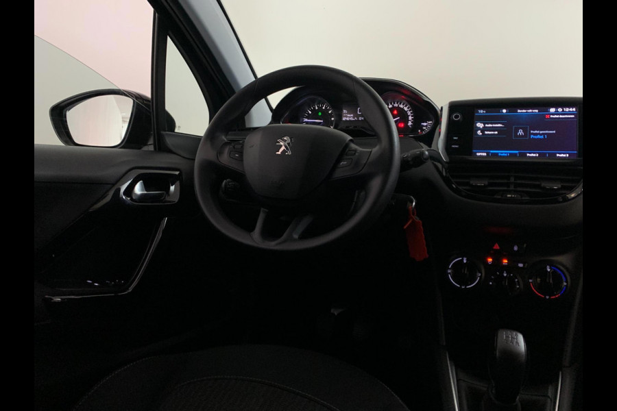 Peugeot 208 1.2 PureTech Blue Lion AIRCO NAVI CRUISE ELEK RAMEN CENT VERG SPARCO WIELDOPSET MULTI STUUR MISTLAMPEN NIEUWSTAAT