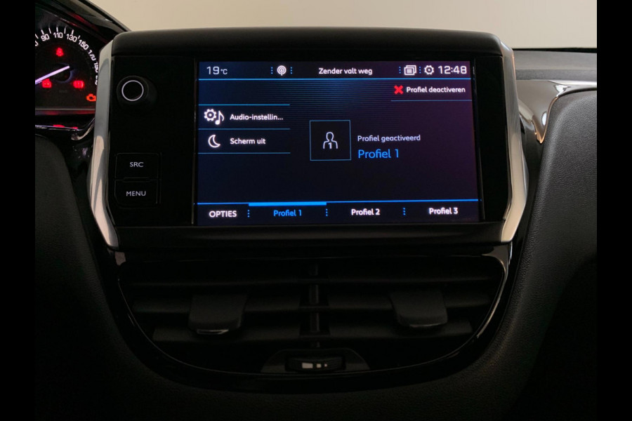Peugeot 208 1.2 PureTech Blue Lion AIRCO NAVI CRUISE ELEK RAMEN CENT VERG SPARCO WIELDOPSET MULTI STUUR MISTLAMPEN NIEUWSTAAT