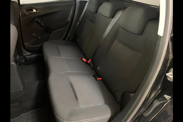Peugeot 208 1.2 PureTech Blue Lion AIRCO NAVI CRUISE ELEK RAMEN CENT VERG SPARCO WIELDOPSET MULTI STUUR MISTLAMPEN NIEUWSTAAT