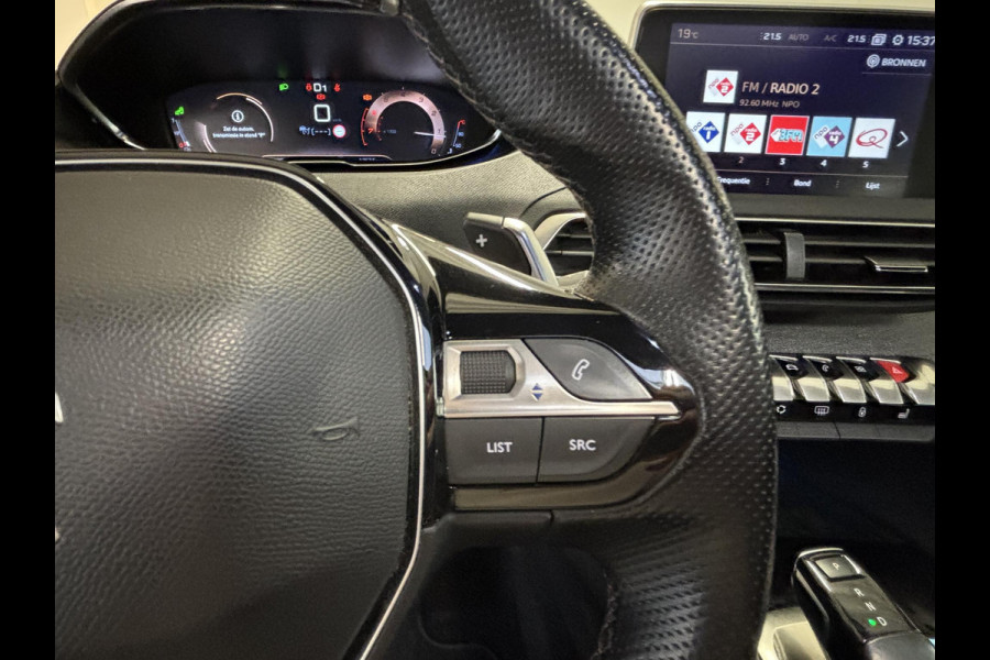 Peugeot 5008 1.6 PureTech GT-Line 7 pers | Panoramadak | Trekhaak afneembaar | Leder | Memory | Stoelverwarming | elektrisch verstelbare stoelen | Navi | Android auto / Apple carplay | Elektrische achterklep | Achteruitrijcamera