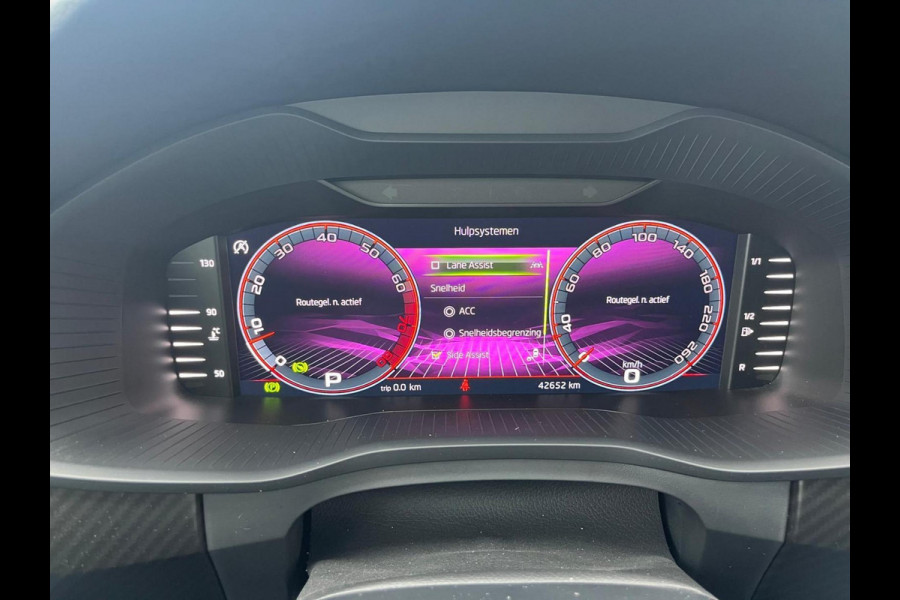 Škoda Kodiaq 1.5 TSI Sportline Business 7p. | Schuif/kantel dak | Trekhaak |