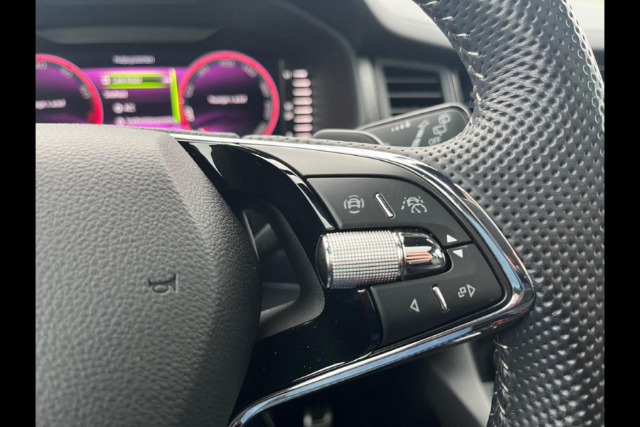 Škoda Kodiaq 1.5 TSI Sportline Business 7p. | Schuif/kantel dak | Trekhaak |