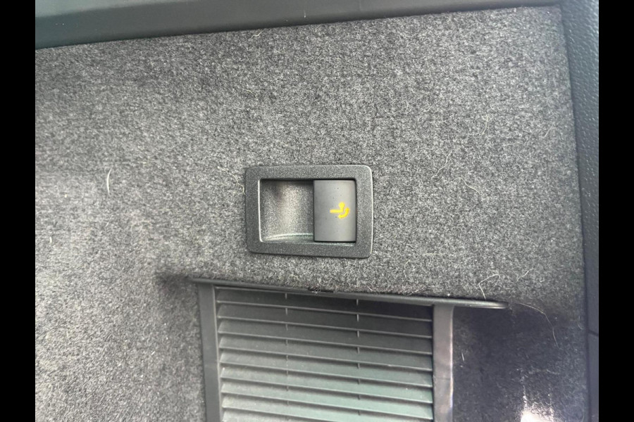 Škoda Kodiaq 1.5 TSI Sportline Business 7p. | Schuif/kantel dak | Trekhaak |