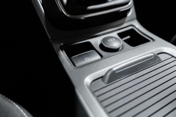 Ford Kuga 1.5 EcoBoost Trend Ultimate Trekhaak Bluetooth Led LM Velgen