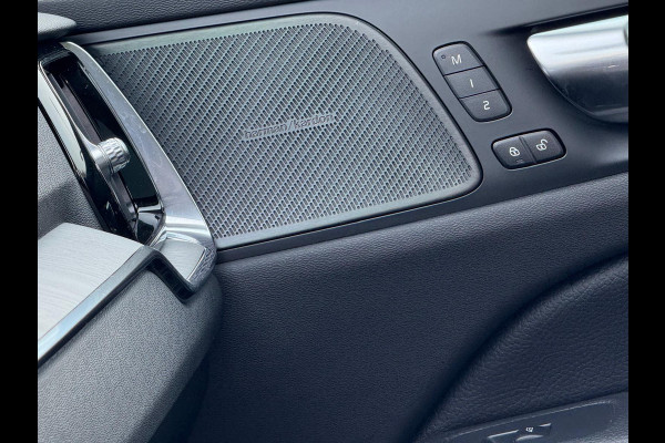 Volvo V60 2.0 B3 Inscription, panoramadak,electr trekhaak, lederen sportinterieur, VOL OPTIES, 1 e eigenaar, NL auto met nap