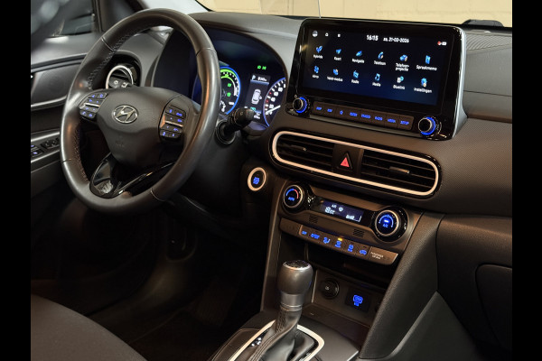 Hyundai Kona 1.6 GDI HEV Fashion | Navi | ACC | Krell | Camera | HUD | Dode hoek | 100% Dealer onderhouden!