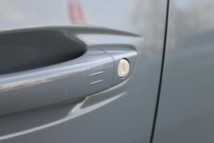 Peugeot 508 SW 1.6 HYbrid 225PK ALLURE BLACK PACK MATRIX LED KOPLAMPEN | ADAPTIEVE ACHTERVERLICHTING | SFEERVERLICHTING | NAVIGATIE | DRAADLOOS APPLE CARPLAY/ANDROID AUTO | HD CAMERA'S VOOR EN ACHTER PLUS 360 | ADAPTIEVE CRUISCONTROL | COMFORT BUSINESS PACK - AGR VOORSTOELEN MET UITSCHUIFBARE NEUS, STOELVERWARMING, ELEKTRISCH VERSTELBARE HELLINGSHOEK/LENDESTEUN | DODEHOEKBEWAKING | 18'' LICHTMETALEN VELGEN TYPE SPERONE BLACK | DONKERE HEMELBEKLEDING | ELEKTRISCH BEDIENBARE ACHTERKLEP | GLANZEND ZWARTE DAKRAILING | EXTRA GETINTE ACHTERRUITEN |