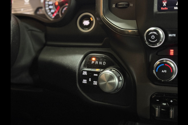 Dodge Ram 1500 5.7 V8 4x4 Crew Cab 5'7 Sport | Soft Cover | Full option | Camera | Trekhaak | White Edition |