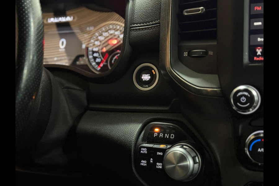 Dodge Ram 1500 5.7 V8 4x4 Crew Cab 5'7 Sport | Soft Cover | Full option | Camera | Trekhaak | White Edition |