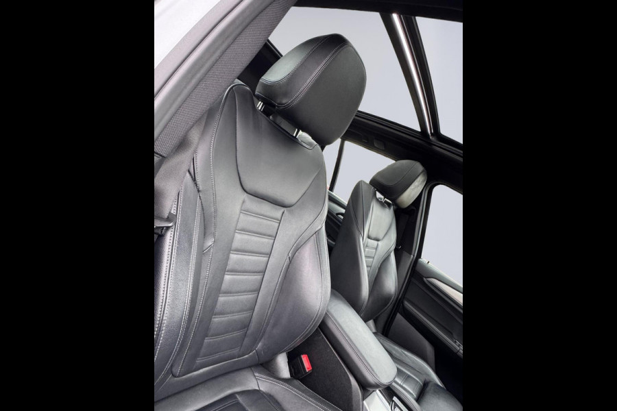 BMW X3 XDrive20i High Executive, panoramadak, lederen sportinterieur, vele opties, NL auto met nap, prijs incl btw/ bpm