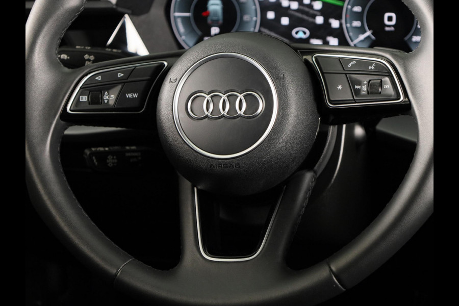 Audi A3 Sportback 40 TFSI e Advanced edition 204PK | Adaptive cruise control | Sportstoelen | Smartphone Interface