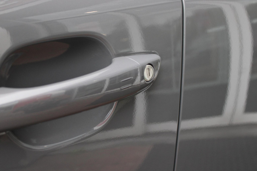 Peugeot 2008 1.2 130PK AUTOMAAT GT PACK | ELEKTRISCH BEDIENBARE BESTUURDERSSTOEL | NAVIGATIE | FULL LED KOPLAMPEN | DRAADLOZE APPLE CARPLAY/ANDROID AUTO | ADAPTIVE CRUISE CONTROL | CAMERA VOOR + ACHTER | CLIMATE CONTROL | LICHTMETALEN VELGEN 17" | KEYLESS ENTRY/START | DAB+ RADIO | ALCANTARA/LEDEREN BEKLEDING  | DODEHOEK DETECTIE | PARKEERSENSOREN VOOR + ACHTER | STOEL VERWARMING |