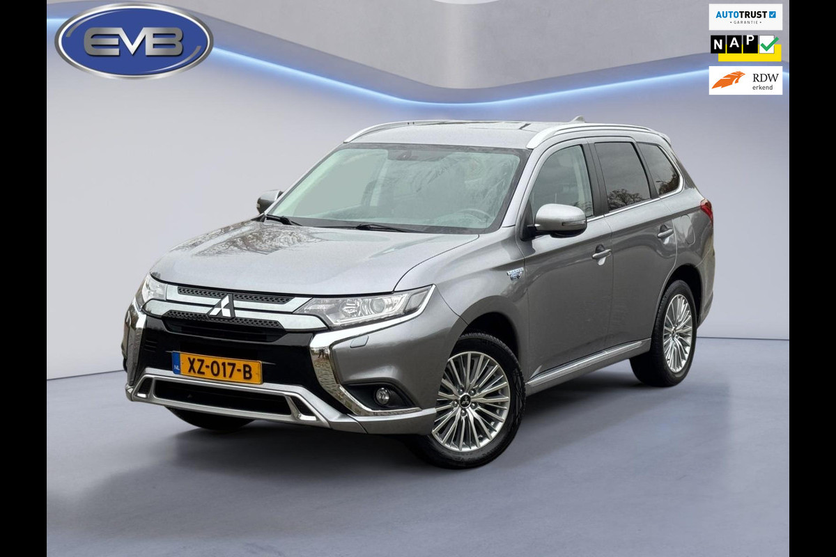 Mitsubishi Outlander 2.4 PHEV Pure+, vele opties, achteruitrijcamera, leder, 18 inch, trekhaak, NL auto met nap