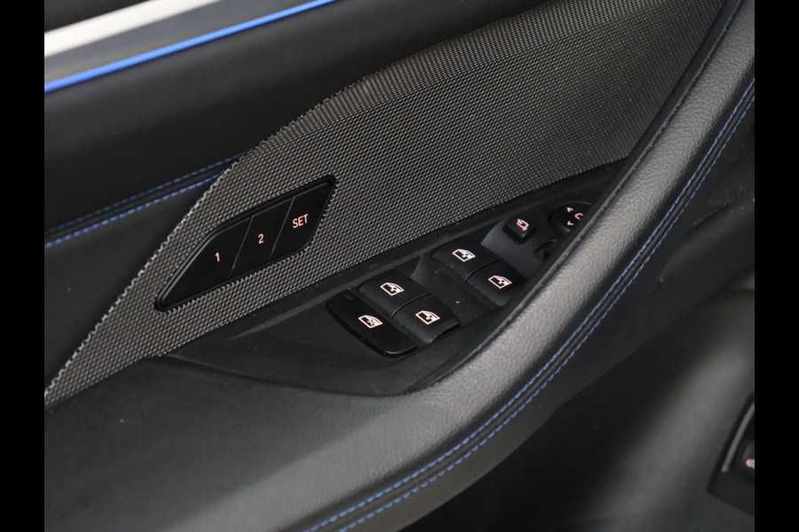 BMW i4 M50 High Executive 84 kWh SOH 94% [SCHUIFKANTELDAK, MEMORY SEATS, HARMAN/KARDON, APPLE CARPLAY, ANDROID, KUIPSTOELEN, HEAD-UP, ADAPTIVE CRUISE, 360 CAMERA, STOELVERWARMING, NIEUWSTAAT]