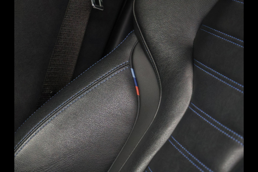 BMW i4 M50 High Executive 84 kWh SOH 94% [SCHUIFKANTELDAK, MEMORY SEATS, HARMAN/KARDON, APPLE CARPLAY, ANDROID, KUIPSTOELEN, HEAD-UP, ADAPTIVE CRUISE, 360 CAMERA, STOELVERWARMING, NIEUWSTAAT]