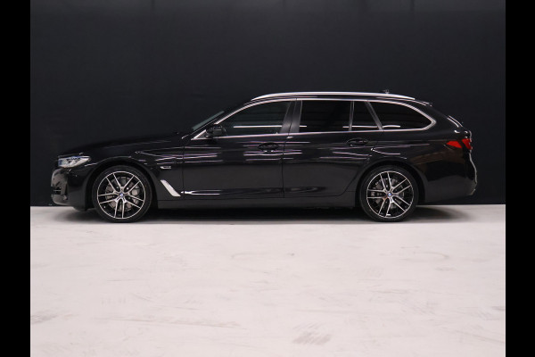 BMW 5 Serie Touring 530e Business Edition Plus [APPLE CARPLAY, ANDROID AUTO, VOL LEDER, MEMORY SEATS, SPORTSTOELEN, LASER LIGHT, NIEUWSTAAT]