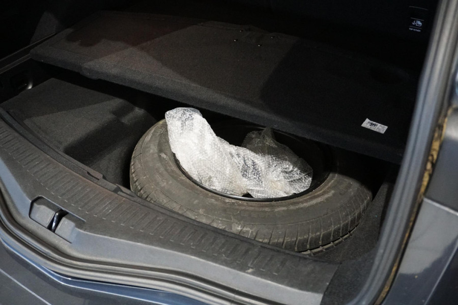 Renault Mégane Estate 1.3 TCe AUT. + TREKHAAK / CARPLAY