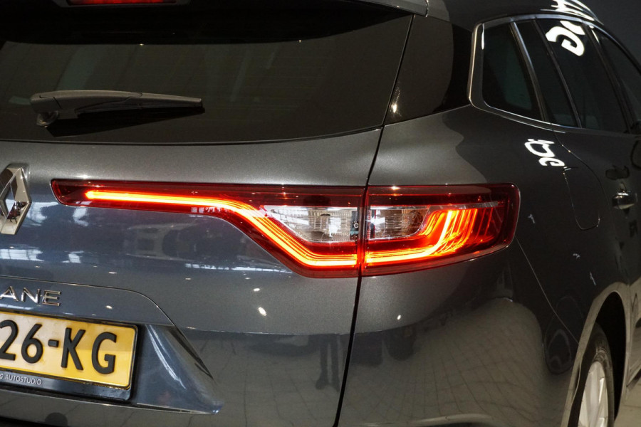 Renault Mégane Estate 1.3 TCe AUT. + TREKHAAK / CARPLAY