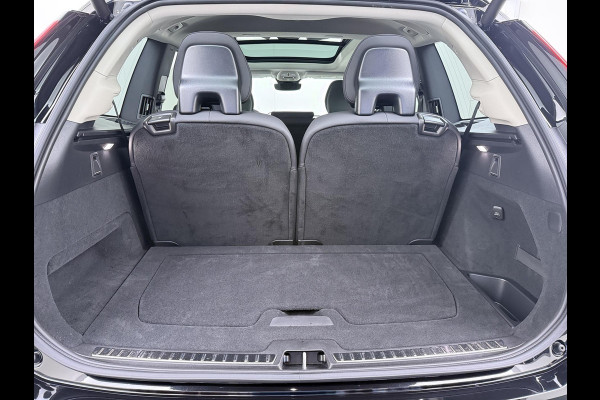 Volvo XC90 2.0 T8 Plug-in hybrid AWD Plus Bright 7-PERSOONS |1200KM| VOL OPTIES | HEAD-UP | WINTERPAKKET | HARMAN & KARDON | PANORAMADAK | MEMORY STOELEN | MATRIX-LED | 360 CAMERA | RIJKLAAR MET VOLLEDIGE VOLVO FABRIEKSGARANTIE