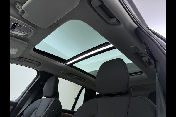 Volvo XC90 2.0 T8 Plug-in hybrid AWD Plus Bright 7-PERSOONS |1200KM| VOL OPTIES | HEAD-UP | WINTERPAKKET | HARMAN & KARDON | PANORAMADAK | MEMORY STOELEN | MATRIX-LED | 360 CAMERA | RIJKLAAR MET VOLLEDIGE VOLVO FABRIEKSGARANTIE