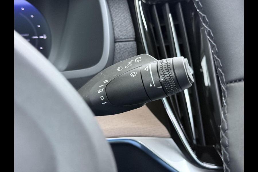 Volvo XC90 2.0 T8 Plug-in hybrid AWD Plus Bright 7-PERSOONS |1200KM| VOL OPTIES | HEAD-UP | WINTERPAKKET | HARMAN & KARDON | PANORAMADAK | MEMORY STOELEN | MATRIX-LED | 360 CAMERA | RIJKLAAR MET VOLLEDIGE VOLVO FABRIEKSGARANTIE