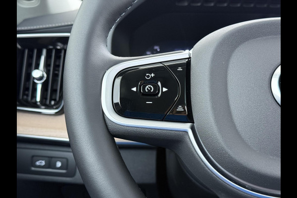 Volvo XC90 2.0 T8 Plug-in hybrid AWD Plus Bright 7-PERSOONS |1200KM| VOL OPTIES | HEAD-UP | WINTERPAKKET | HARMAN & KARDON | PANORAMADAK | MEMORY STOELEN | MATRIX-LED | 360 CAMERA | RIJKLAAR MET VOLLEDIGE VOLVO FABRIEKSGARANTIE