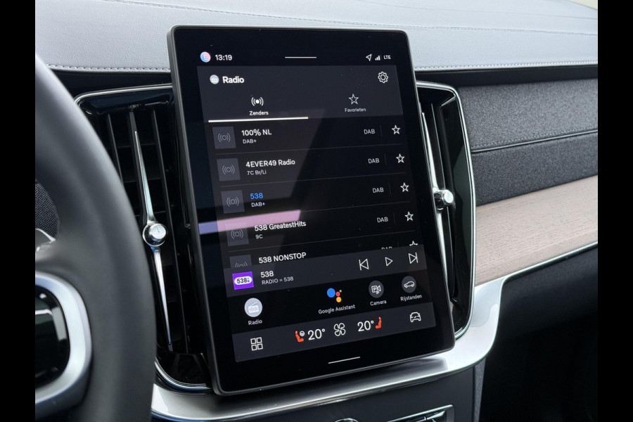 Volvo XC90 2.0 T8 Plug-in hybrid AWD Plus Bright 7-PERSOONS |1200KM| VOL OPTIES | HEAD-UP | WINTERPAKKET | HARMAN & KARDON | PANORAMADAK | MEMORY STOELEN | MATRIX-LED | 360 CAMERA | RIJKLAAR MET VOLLEDIGE VOLVO FABRIEKSGARANTIE